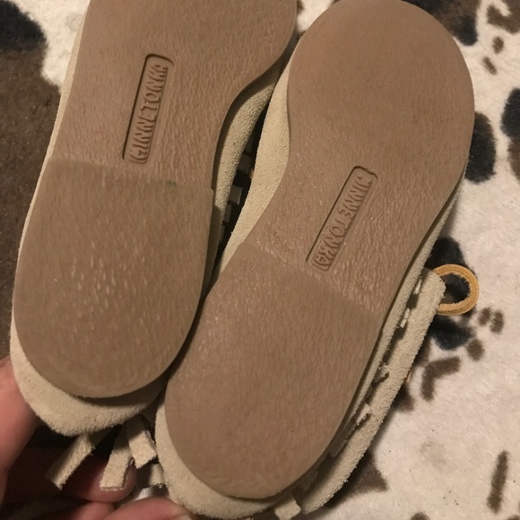 Kids Minnetonka Serape Moccasins - Picture 4 of 4